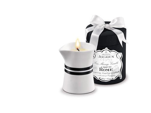 Petits JouJoux Massage candle A trip to Rome (190 g)